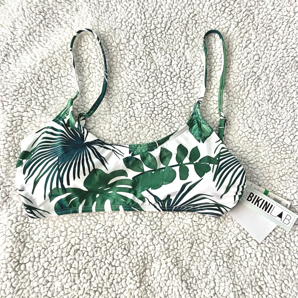 Bikini Lab: Tropical leaves bikini top